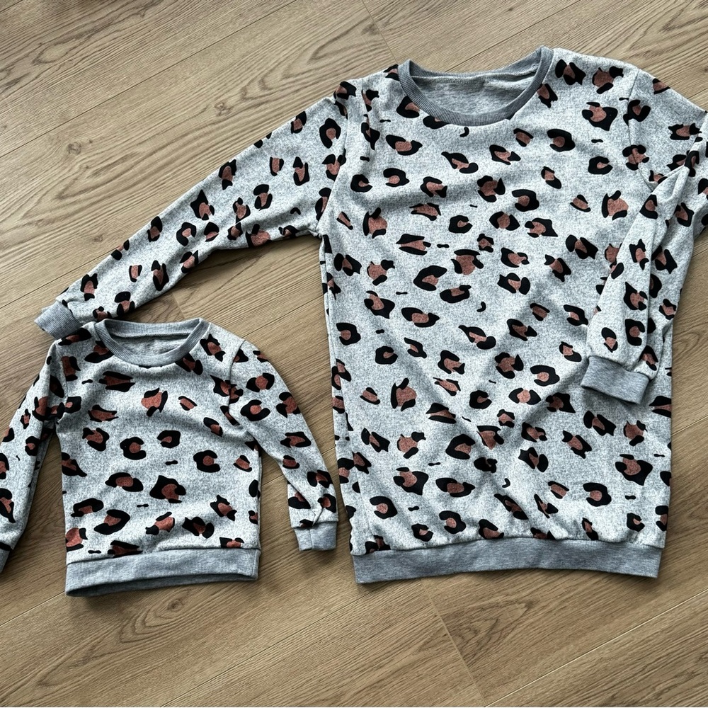 New matching mama and child tops